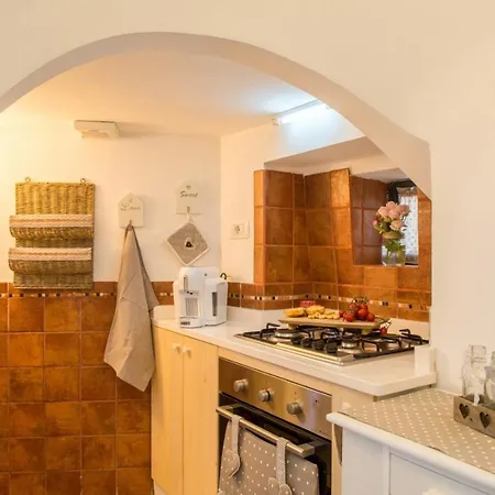 Helloapulia Trullo Fragno Locorotondo